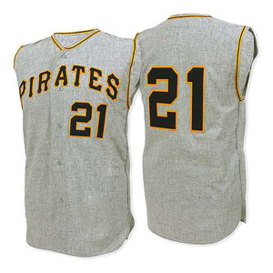 Men's Mitchell and Ness Roberto Clemente Pittsburgh Pirates Authentic Grey 1962 Throwback Jersey